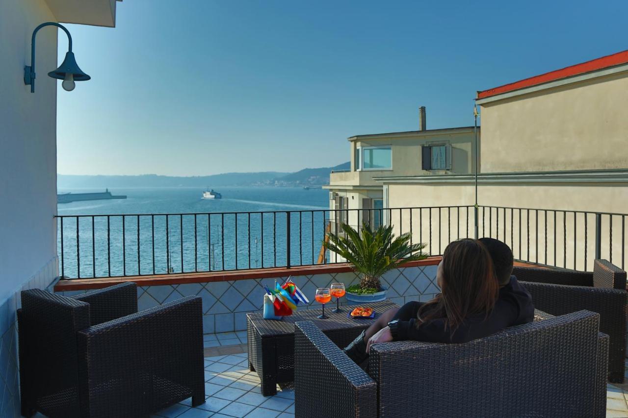 Hotel Darsena Pozzuoli Dış mekan fotoğraf