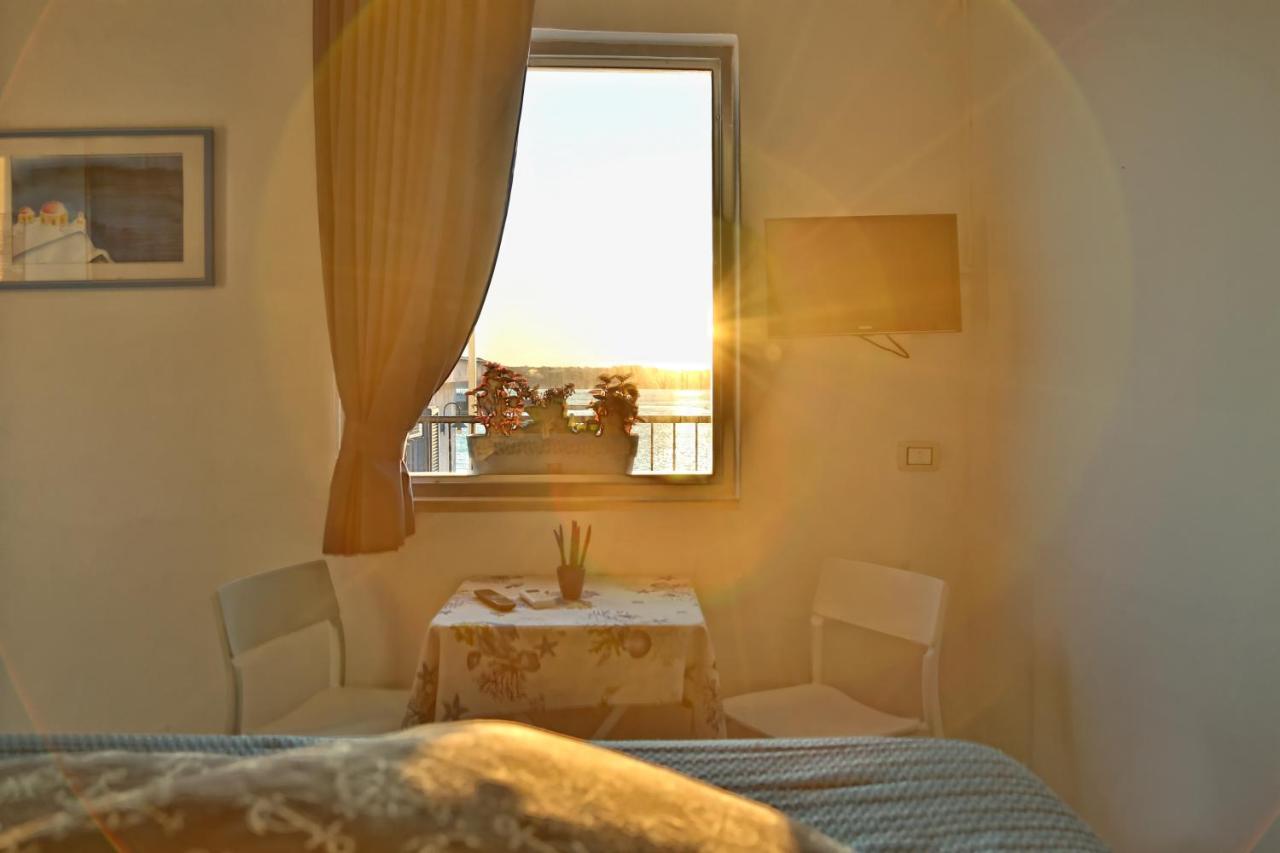 Hotel Darsena Pozzuoli Dış mekan fotoğraf